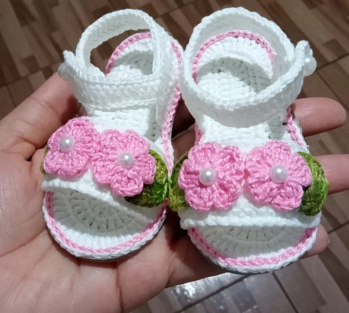 sandalia-para-bebe-em-croche-croche